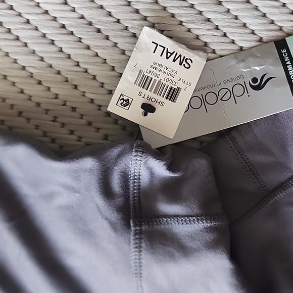 New High rise Pocket bike short - Picture 8 of 11